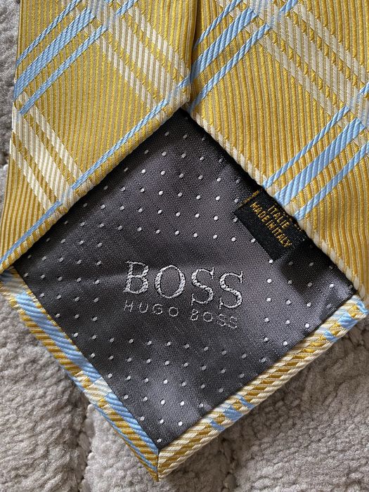 Hugo Boss krawat meska,stan bardzo dobry