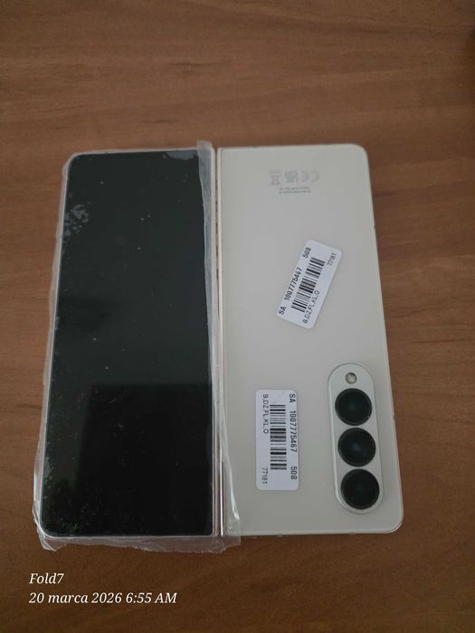 Samsung Z fold 4