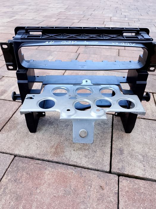 Ramka radia Audi 100, A6 C4, 4A0857.007