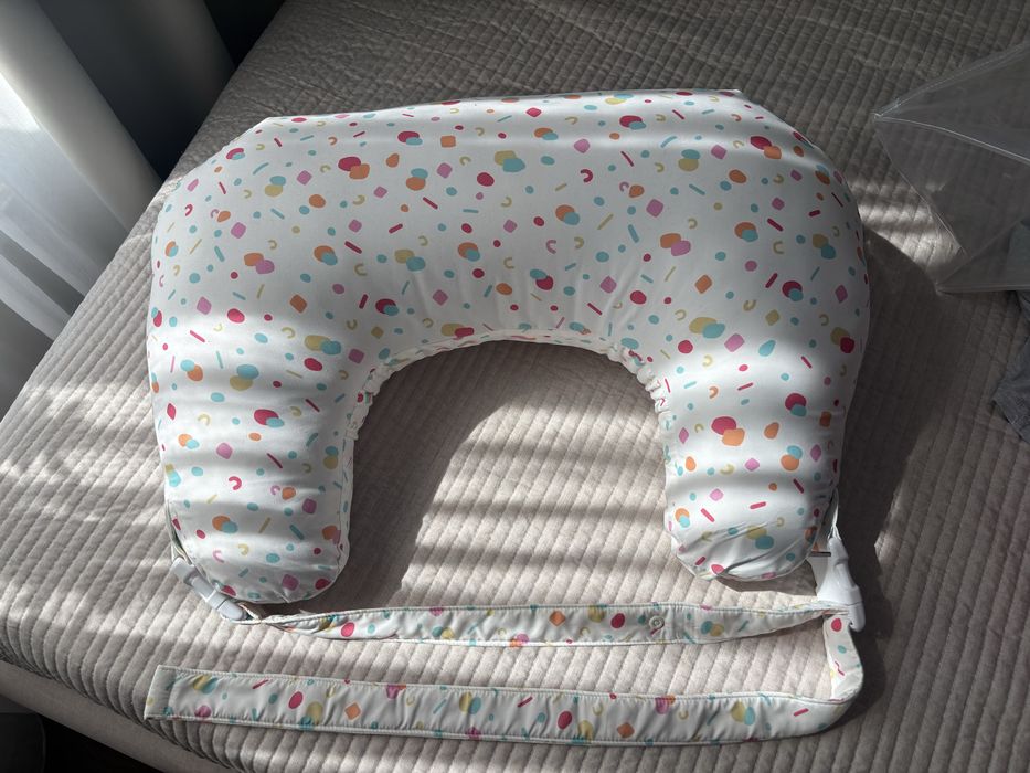 Подушка для годування Boppy Deluxe Біла 53 х 37 см
