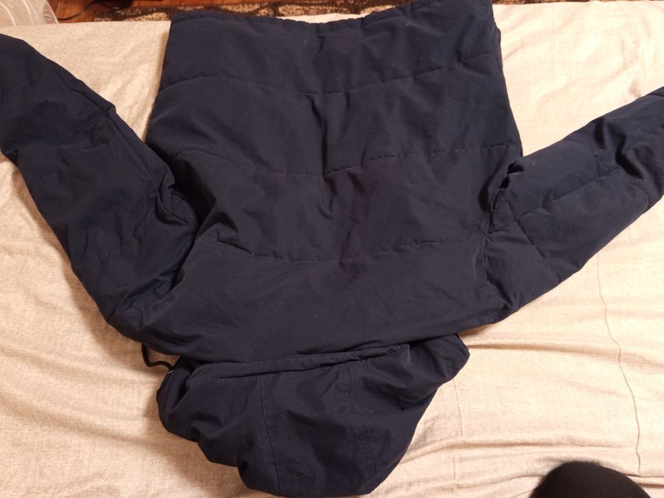 Чоловіча зимова куртка темно синя