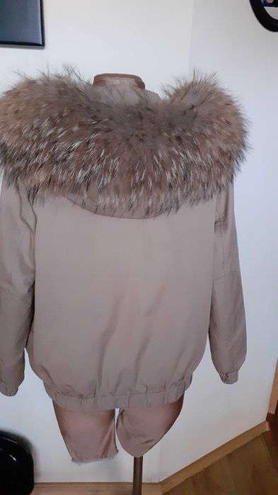 Kurtka bomberka z futrem jenota