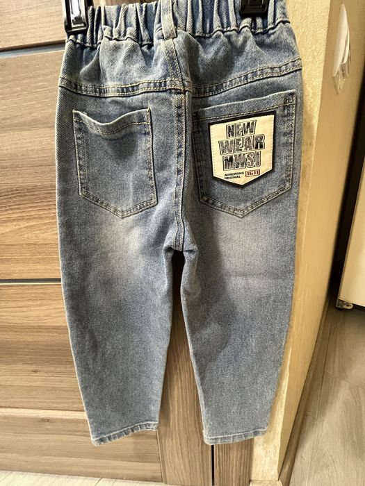 Продам джинси дитячі
