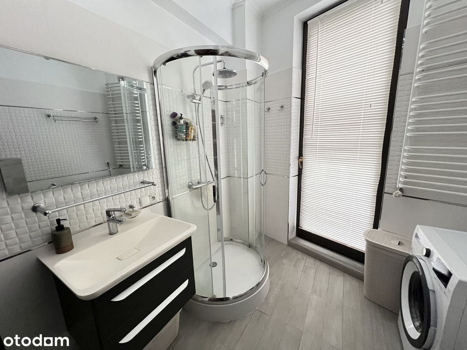 Apartament na Saskiej Kępie | Taras 25 m2 | Wys. 3m | Stadion Narodowy