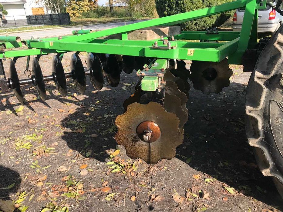 Brona talerzowa duża ciężka talerzówka BOMET U363 3,15m szer. 700 kg.