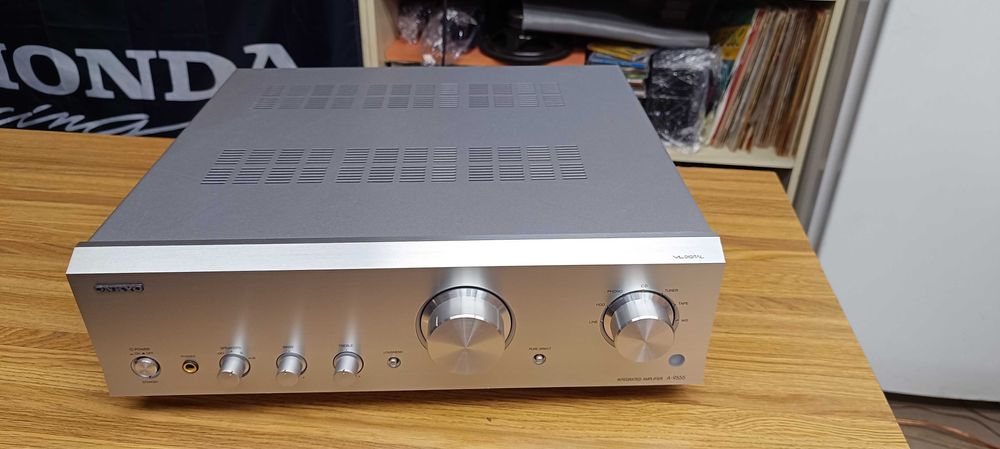 Усилитель  Onkyo A-9555 ( СТАН ! )