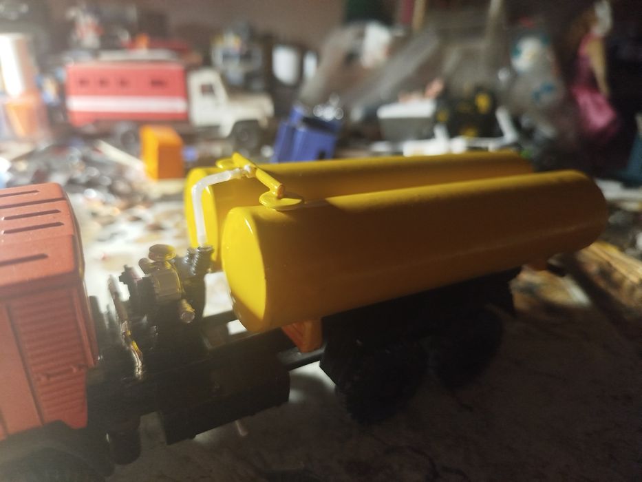 Продам модель Камаз "Ко-505"