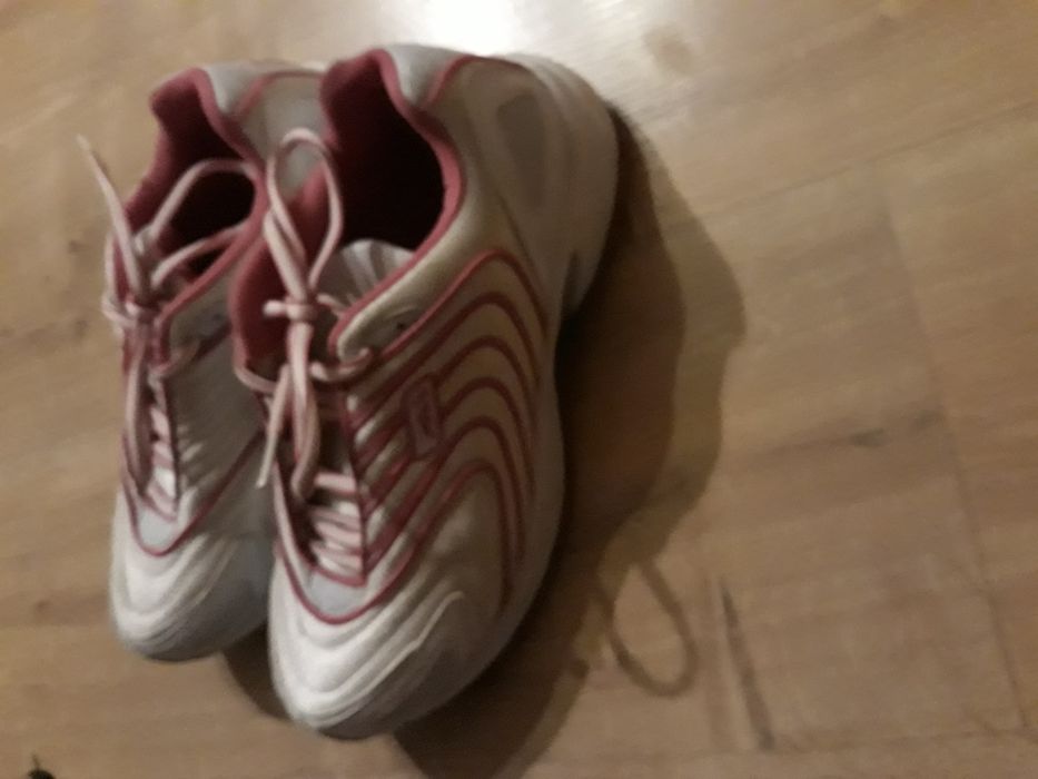 Buty  sportowe 39