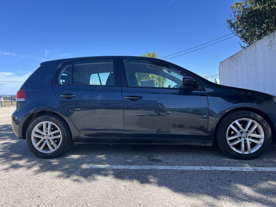 VW Golf VI 2.0TDI Confortline 110cv foto 4