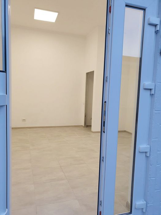 Здам в оренду приміщення м.Тлумач 20кв. Центр