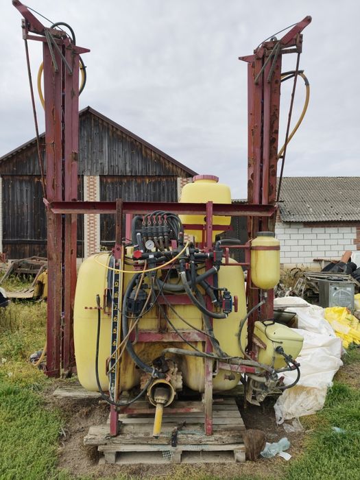 Opryskiwacz hardi 1000l 15m