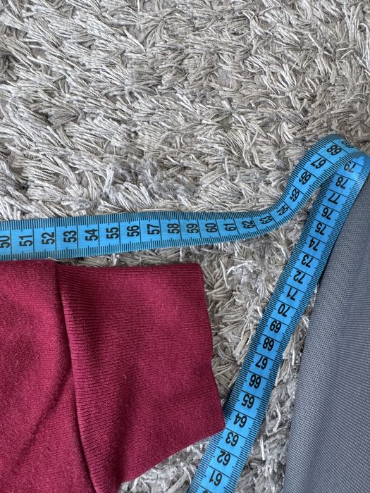 Кофта від бренду GAP