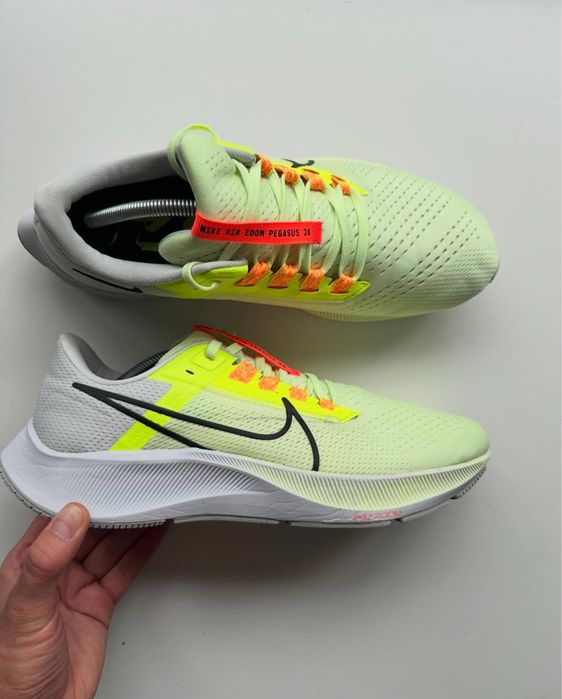 nike air zoom pegasus 38 - купити чоловіче взуття - Ціна на OLX.ua