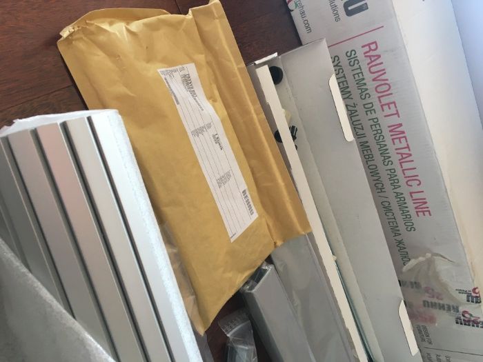 Roleta Żaluzja kuchenna firmy REHAU