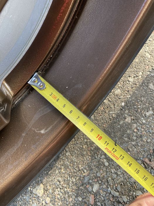 Диски Borbet T 9J с резиной Nokian 215/45 R16 4/100