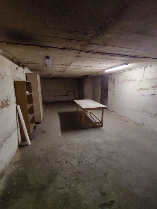 Продаж приміщення під майстерню,цех,склад