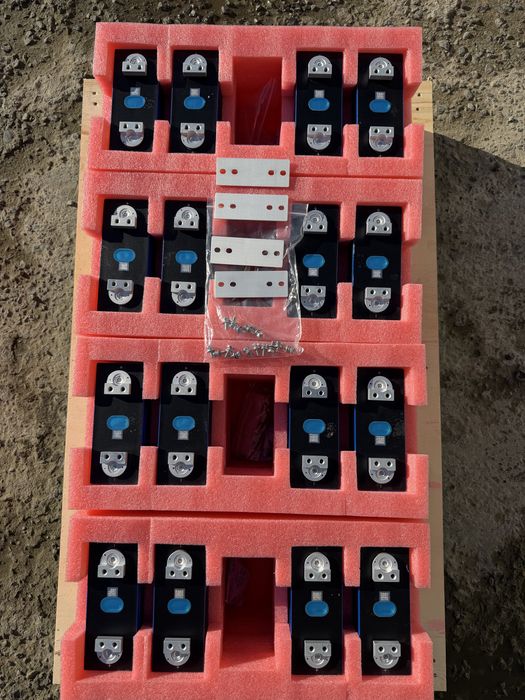 Акумулятор EVE LiFePO4 304Ah 305Ah 3.2V LF305