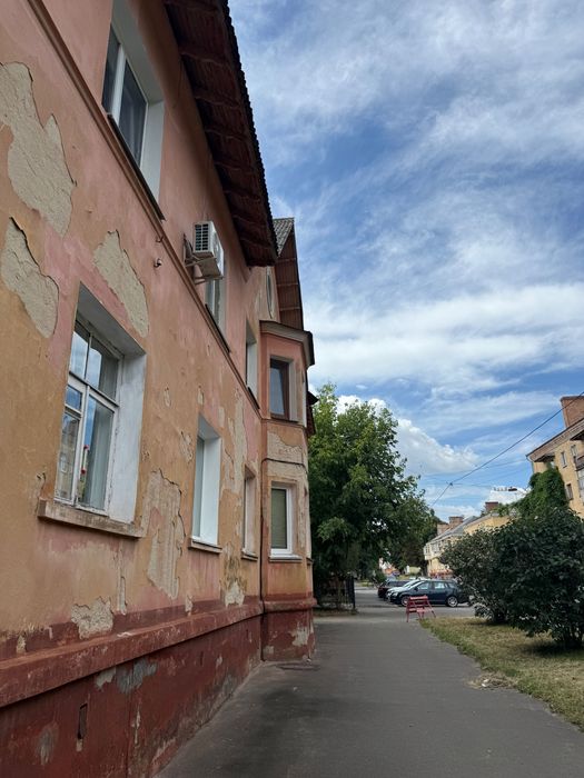 Продам світлу, затишну однокімнатну квартиру. Центр ( вул Коцюбинського)
