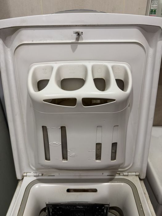 Пральна Машина стіралка whirlpool