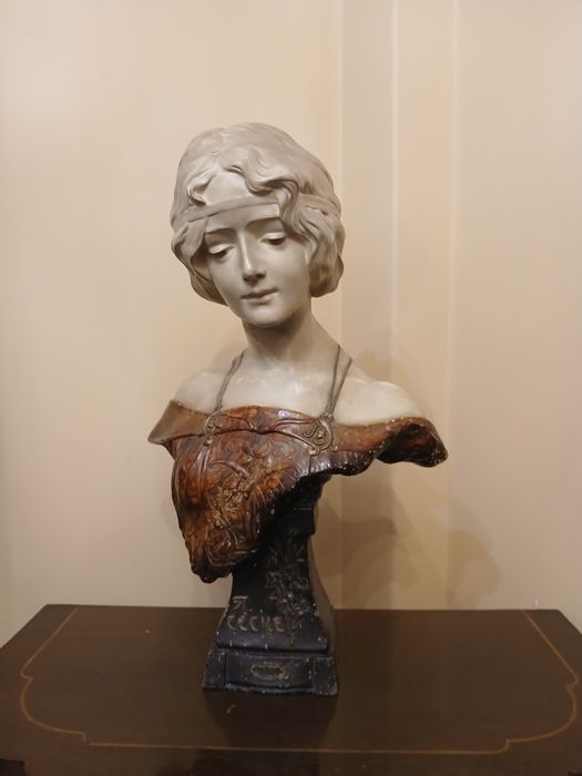 Busto decorativo 58x44