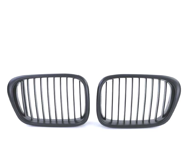 GRELHAS BMW E39 PRETAS