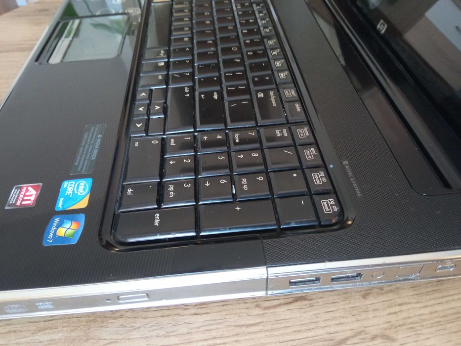 Laptop HP Pavilion dv7-3010ew VJ231EA, sprawny.