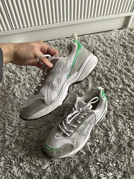 кросівки Asics GEL-1090v2