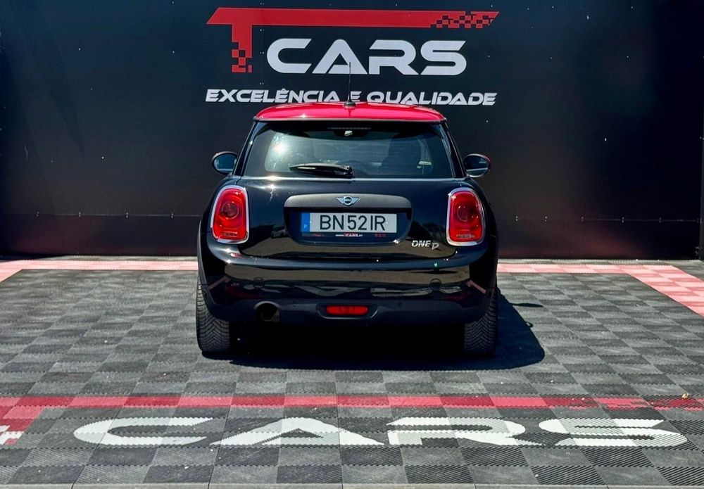 MINI 3 Portas One D