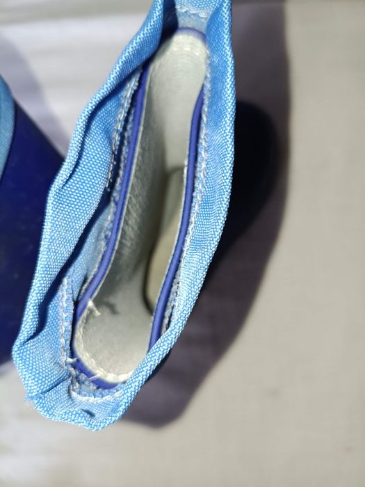 Kalosze Muflon dla dziecka r26 wkł 17 cm wys 23 cm