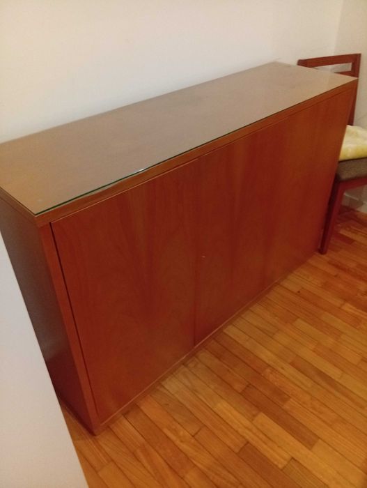 Aparador/móvel multiusos