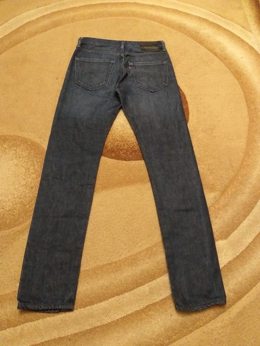 Джинсы Levi strauss & co.