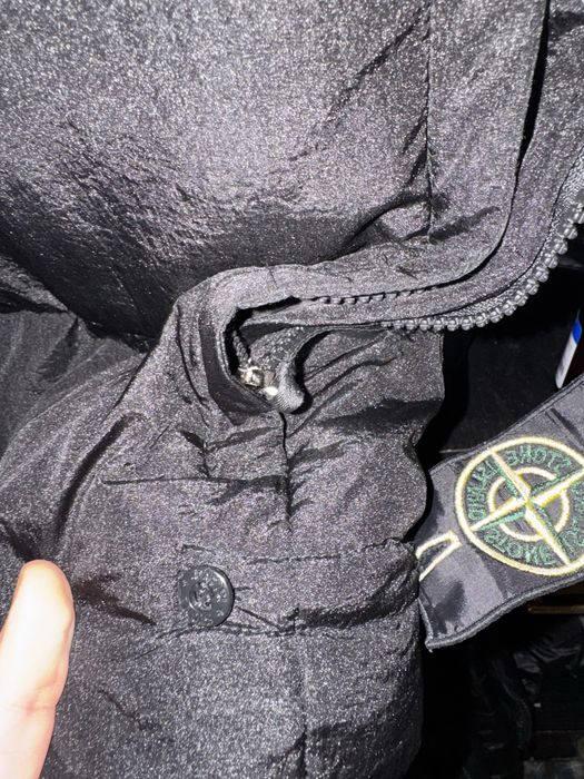 Продам жилет Stone Island