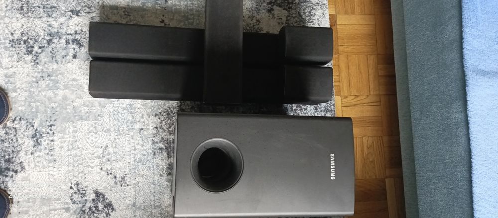 Kino domowe Panasonic z głośnikami