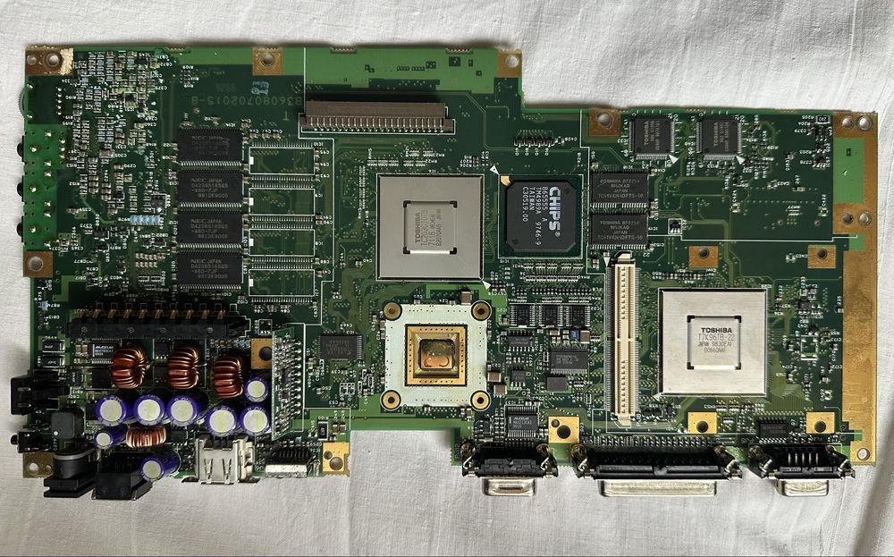 Intel SL28Q TT233 на платі Toshiba S320CDS