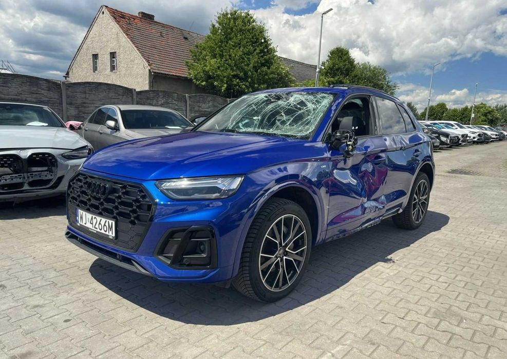 ШРОТ Audi Q5 80A рест комплект капот крила бампер фари решітка стопи багажник розбор ауді ку5 двері четверть салон