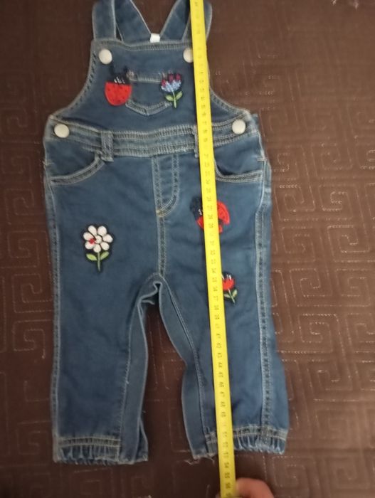 Комбінезон на дівчинку