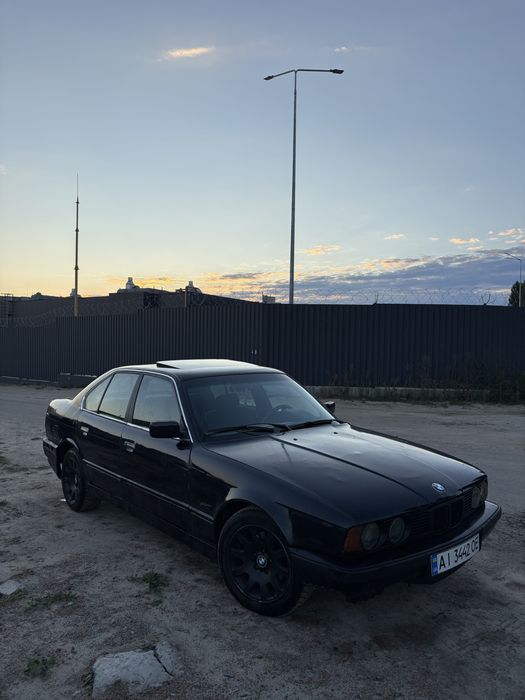 Продам BMW E34 M40B18