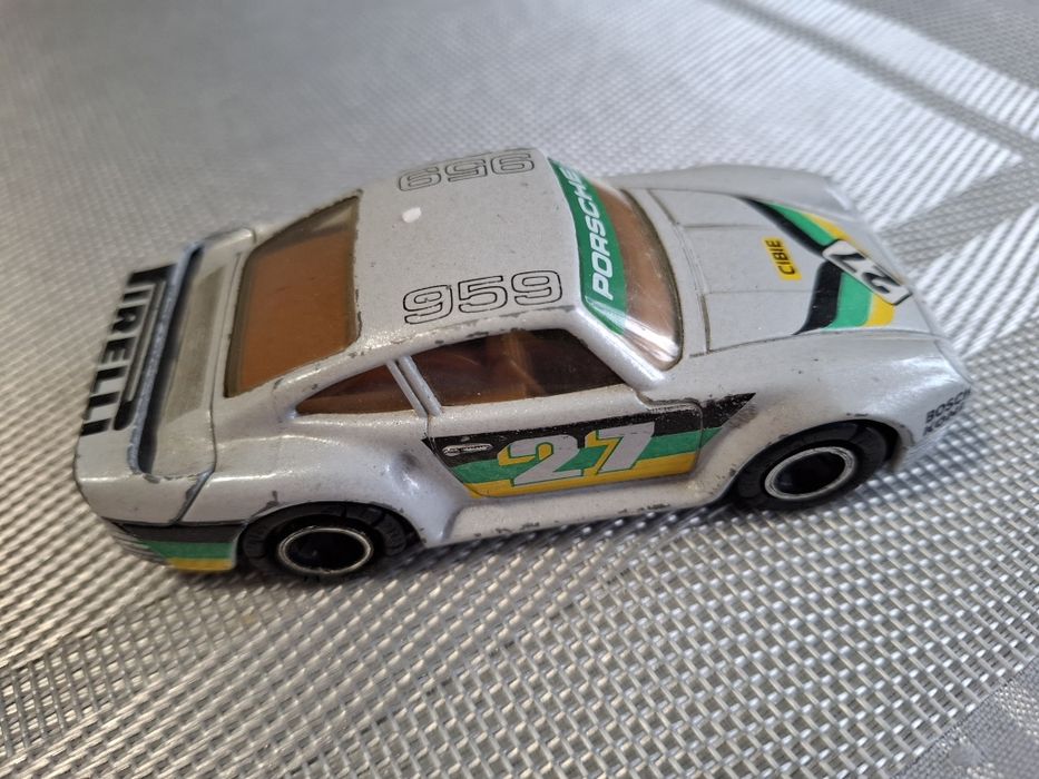 Matchbox porsche 959 turbo specials skala 1:36
