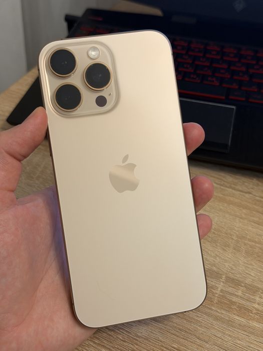 Apple iPhone 16 Pro Max 256Gb Desert eSim, АКБ 95% и 100%