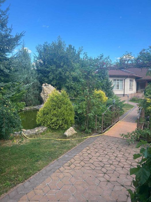 Ексклюзивна інклюзивна резиденція 800 м² | 10 кімнат | 35 соток | 2 басейни | SPA | Обухів