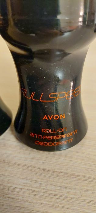 Dezodorant w kulce Avon Full Speed  męski