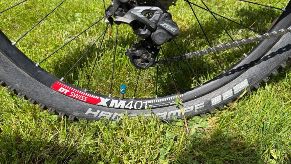 Rower wyczynowy hardtail downhill Duncon Amstaff