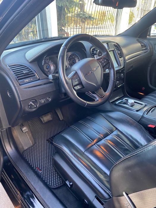 ОБМІН! Ghrysler 300 S 2015! Вишуканий, статусний автомобіль!