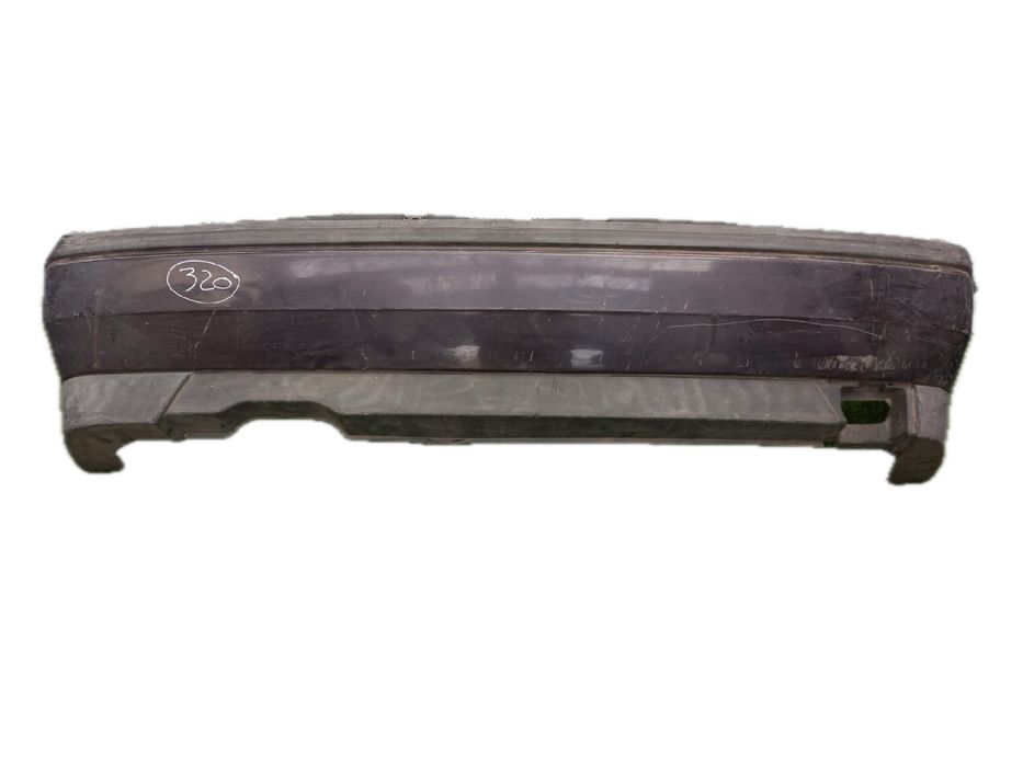 Pára-choques trás VOLKSWAGEN Golf III (1H1)