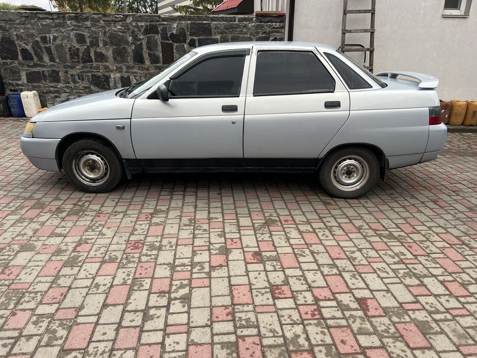 продам ваз 2110