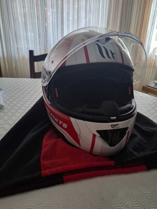 Capacete moto MT rigorosamente novo