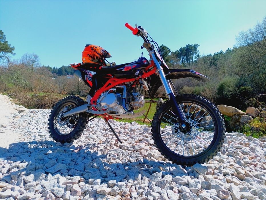 Pitbike Volcano 140cc 2025