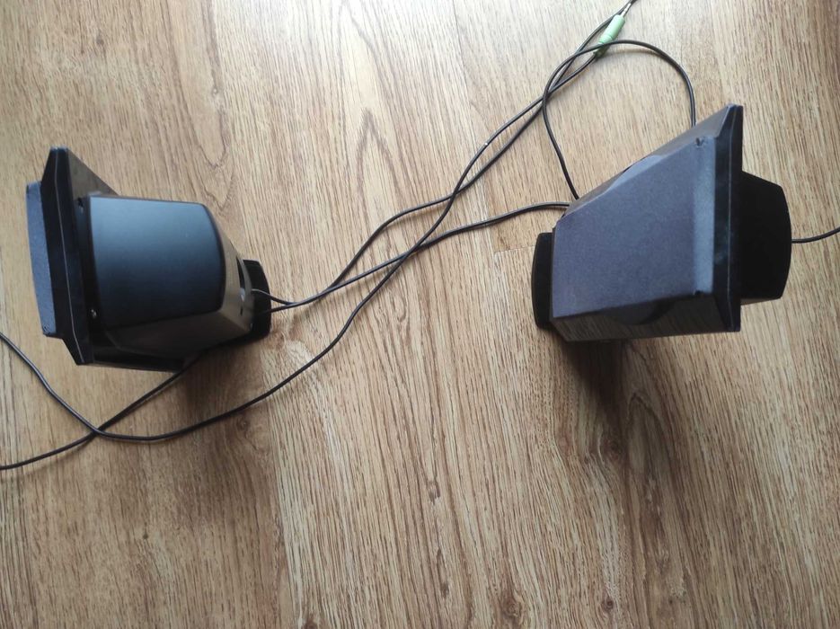 Colunas creative inspire 280