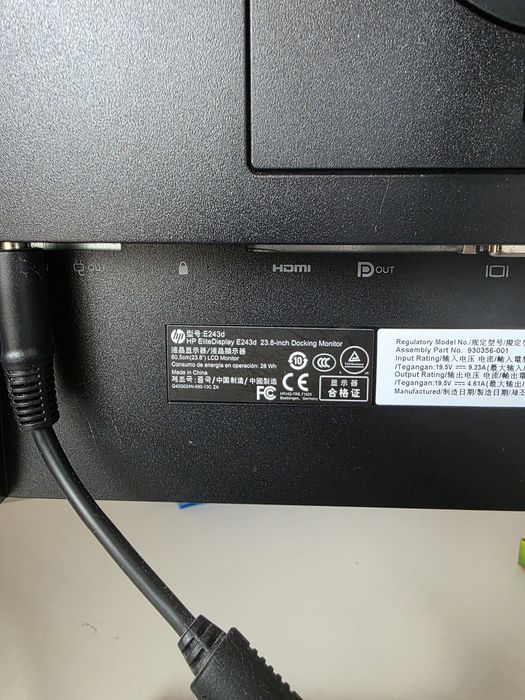 Monitor HP EliteDisplay E243d