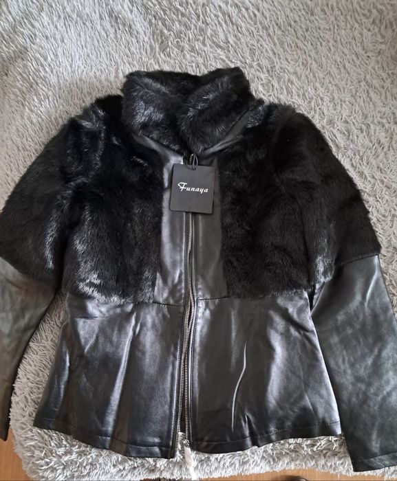 Продам нову куртку